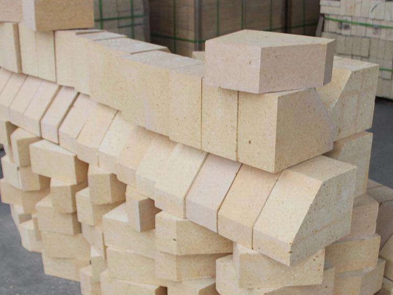 Deformed high alumina refractory brickgoods in stock