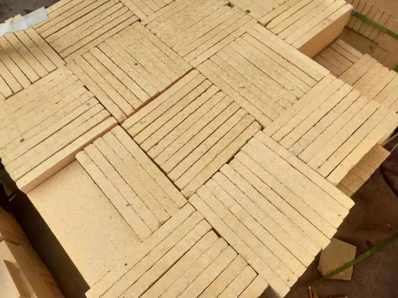 Siliceous refractory bricksgoods in stock